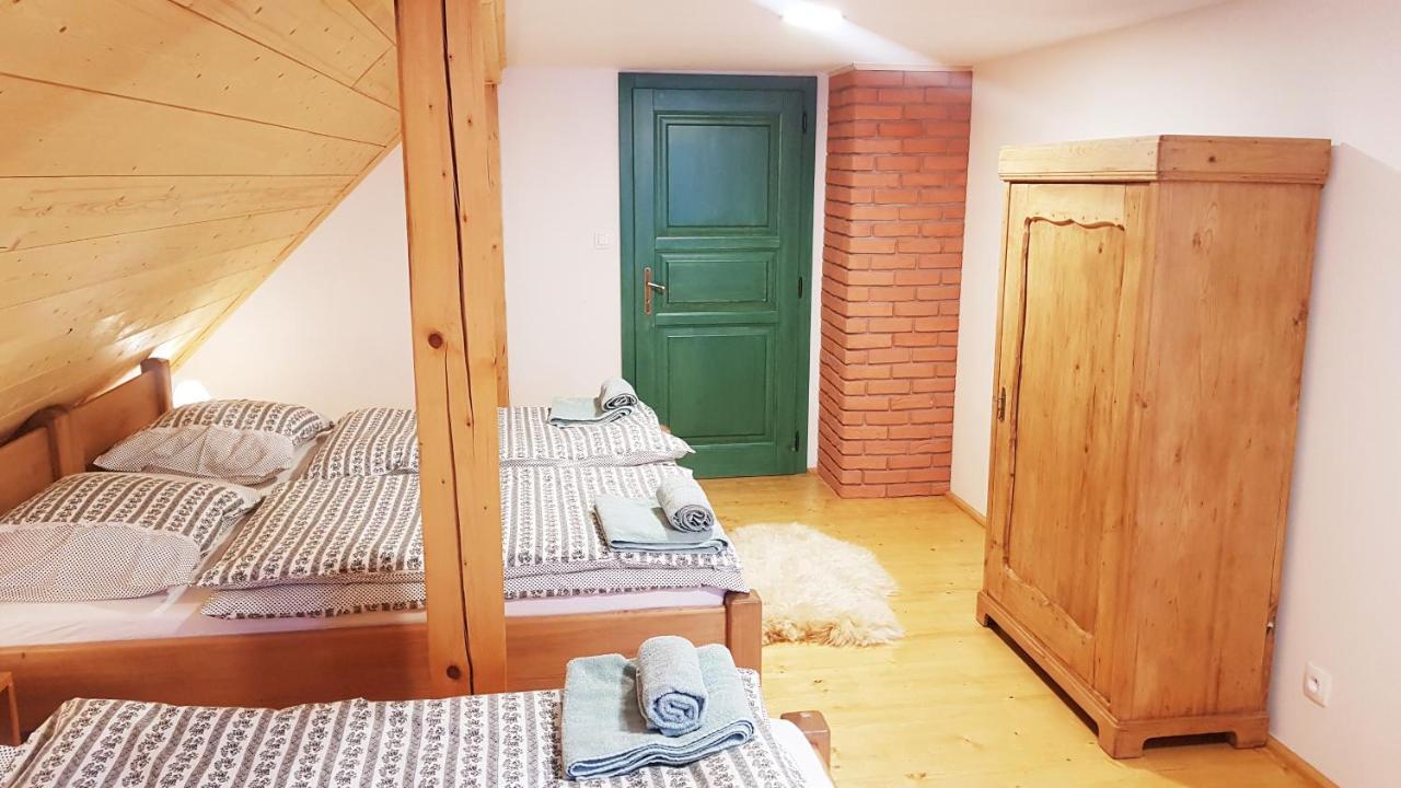 Chalupa Sarka Dolni Dvur Exterior foto