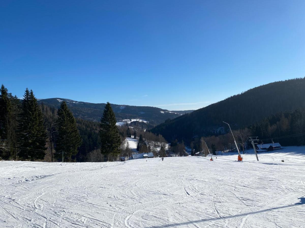 Chalupa Sarka Dolni Dvur Exterior foto