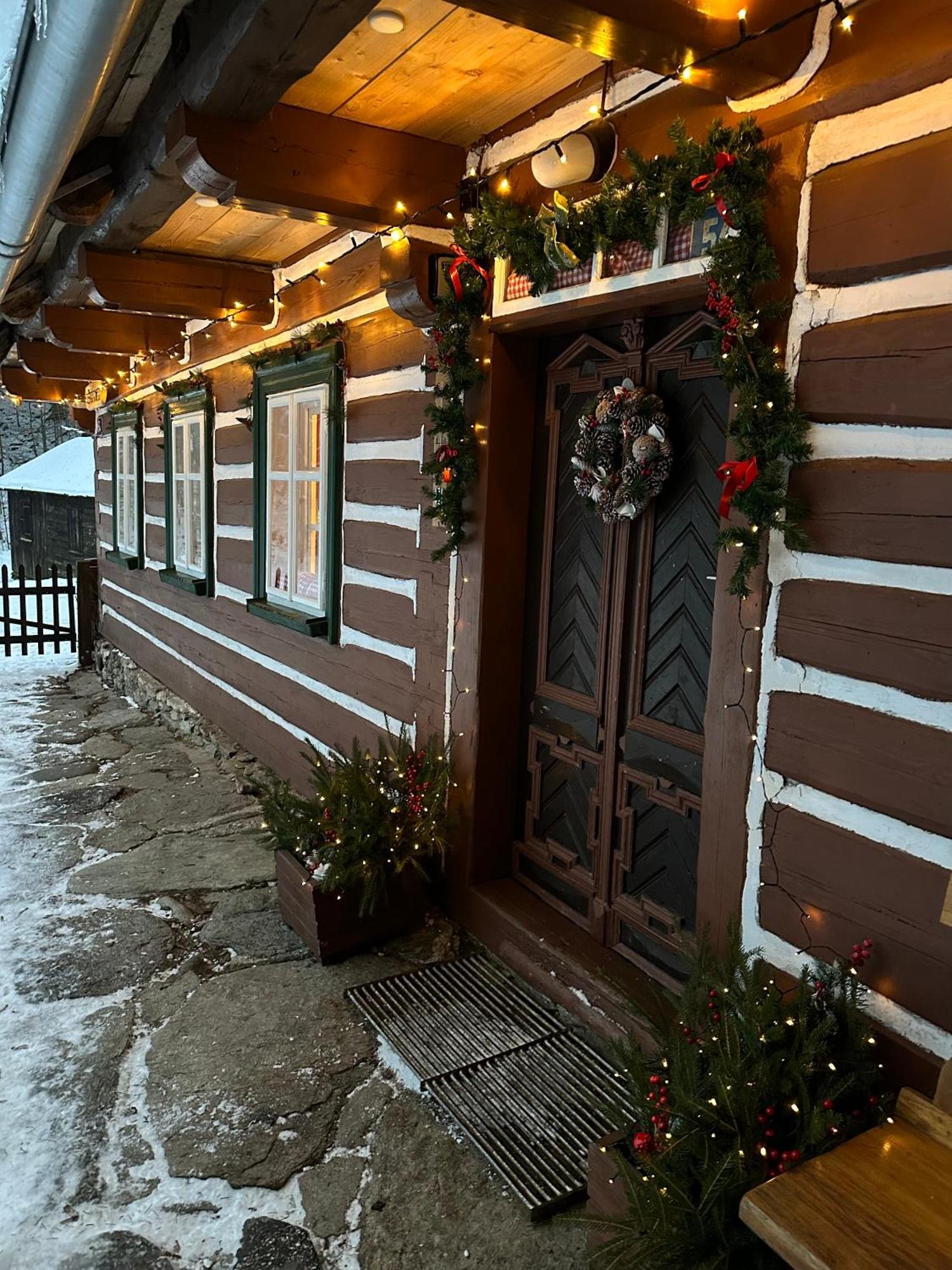 Chalupa Sarka Dolni Dvur Exterior foto